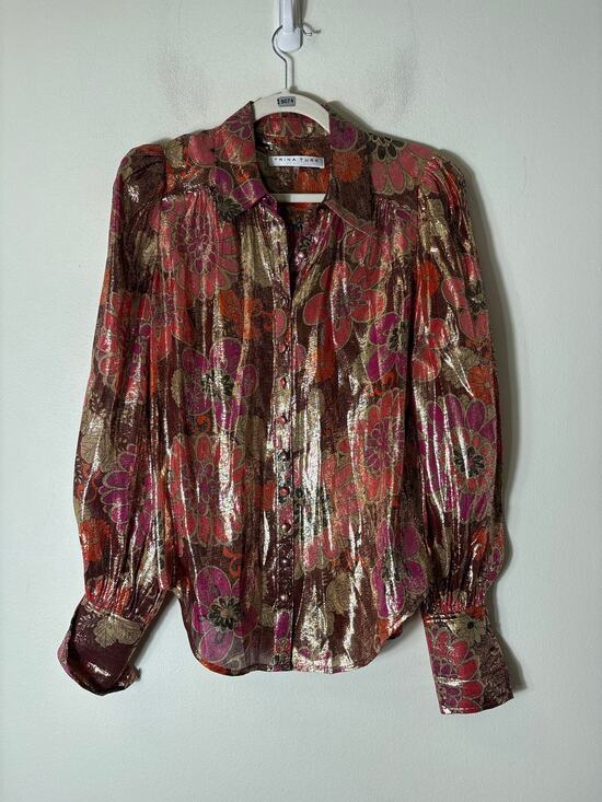 Trina Turk Tops - Trina Turk Gold Metallic Long Sleeve Button Up Top Sz S